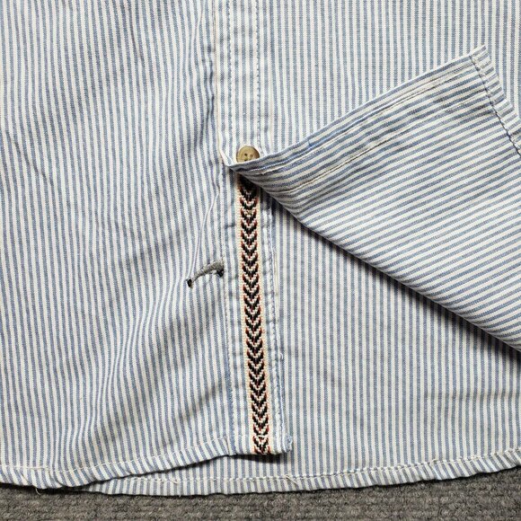 PD&C Shirt Mens XL Blue White Striped Embroidered Fish Polycotton Button Up - Picture 3 of 10